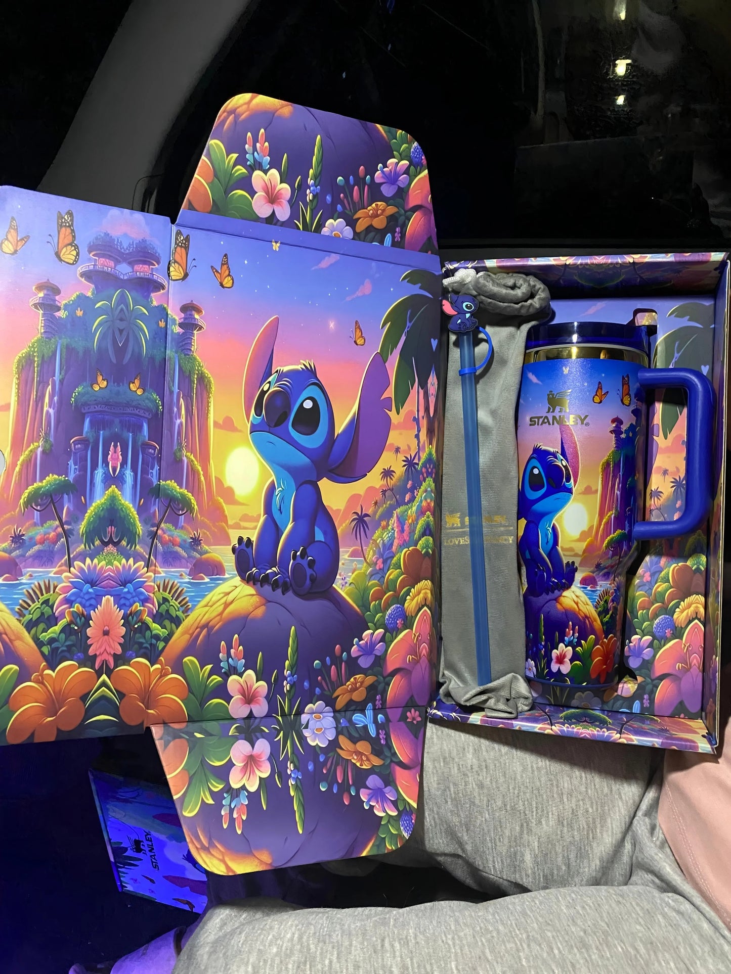 Viral Stitch Tumbler-40 oz