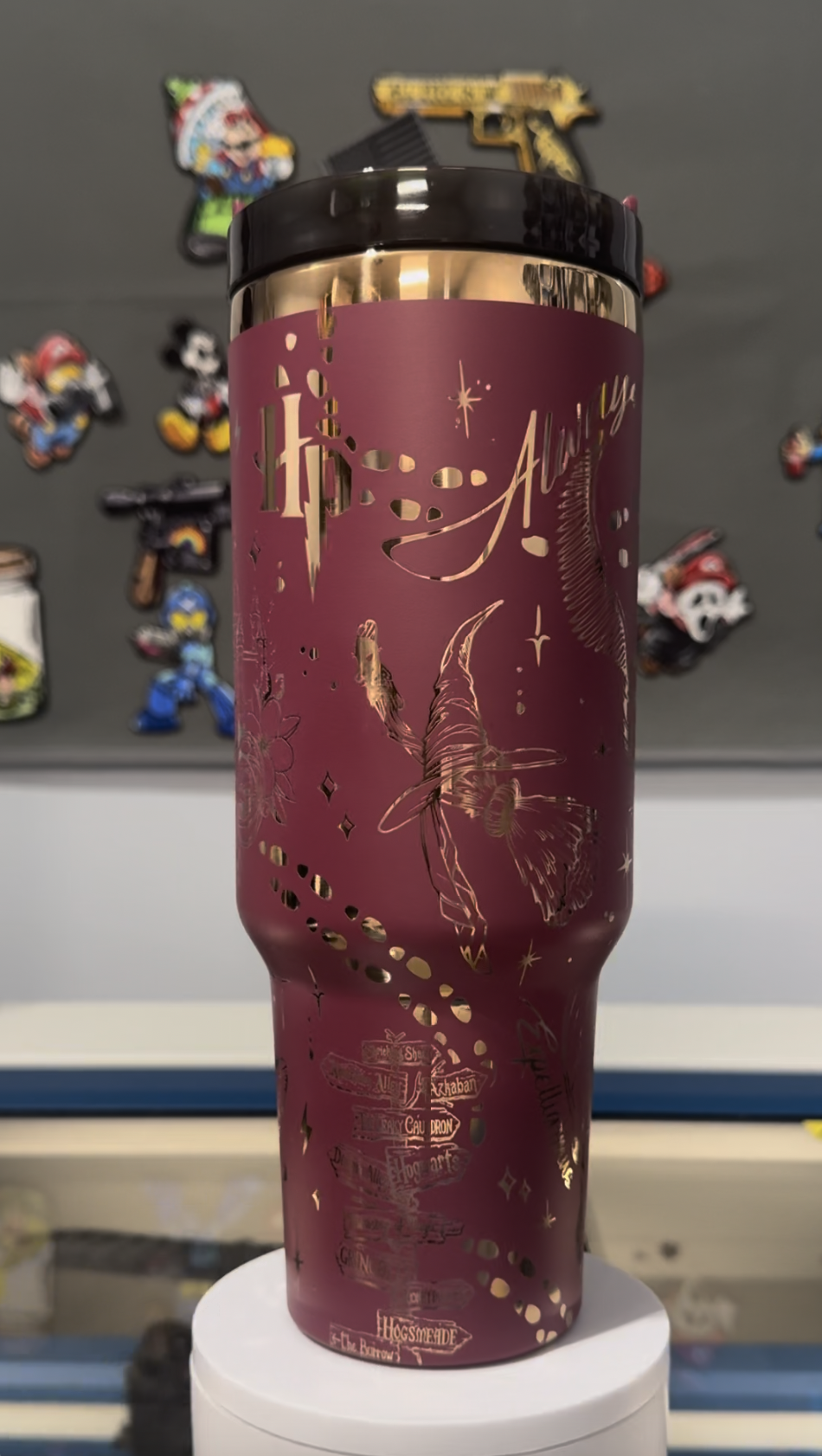 Wizard warp 40 Oz Tumbler -  Maroon